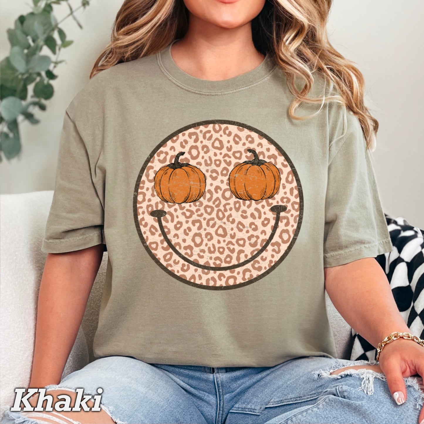 Leopard Pumpkin Face Comfort Color Graphic Tee