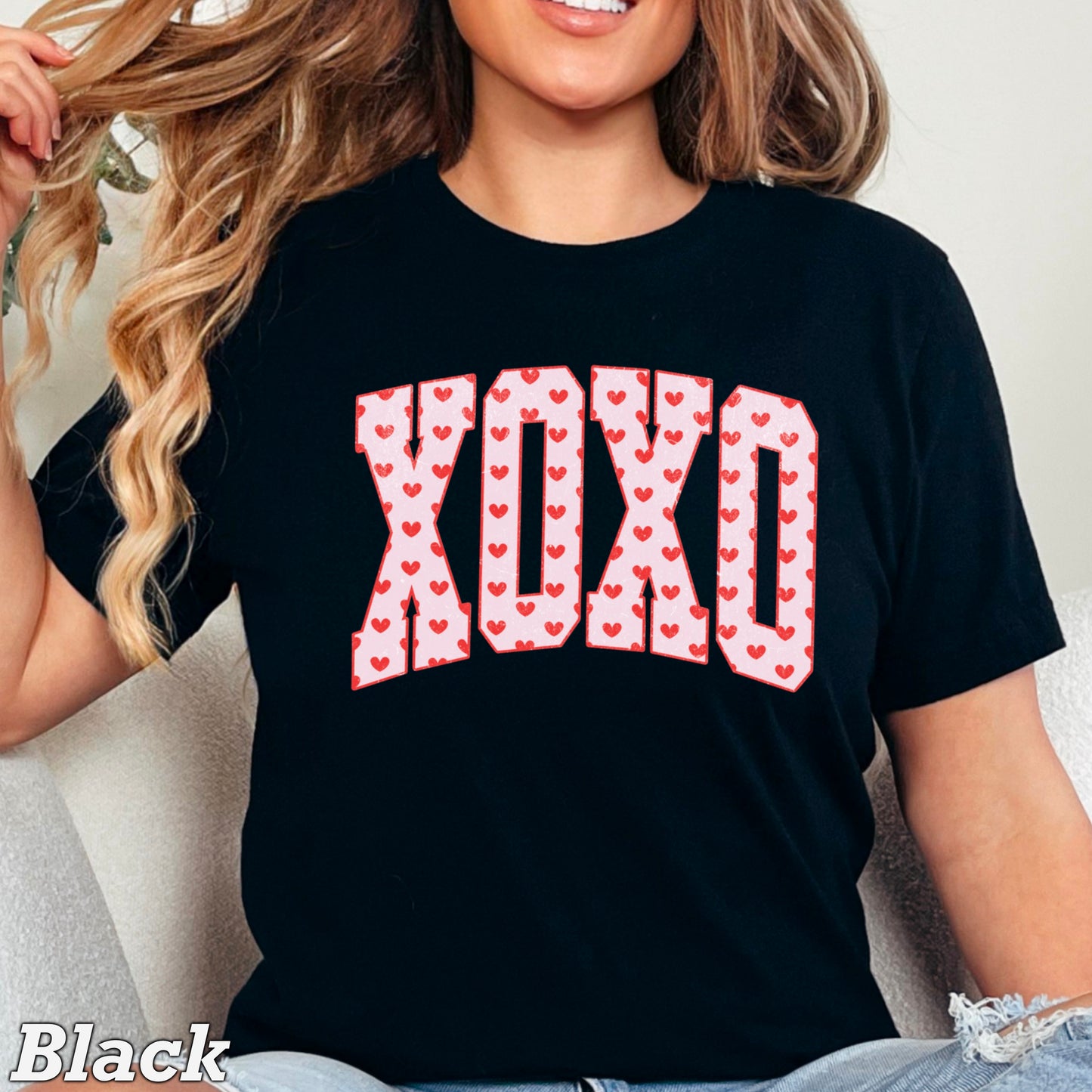 Xoxo Valentine’s Day Comfort Color Graphic Tee