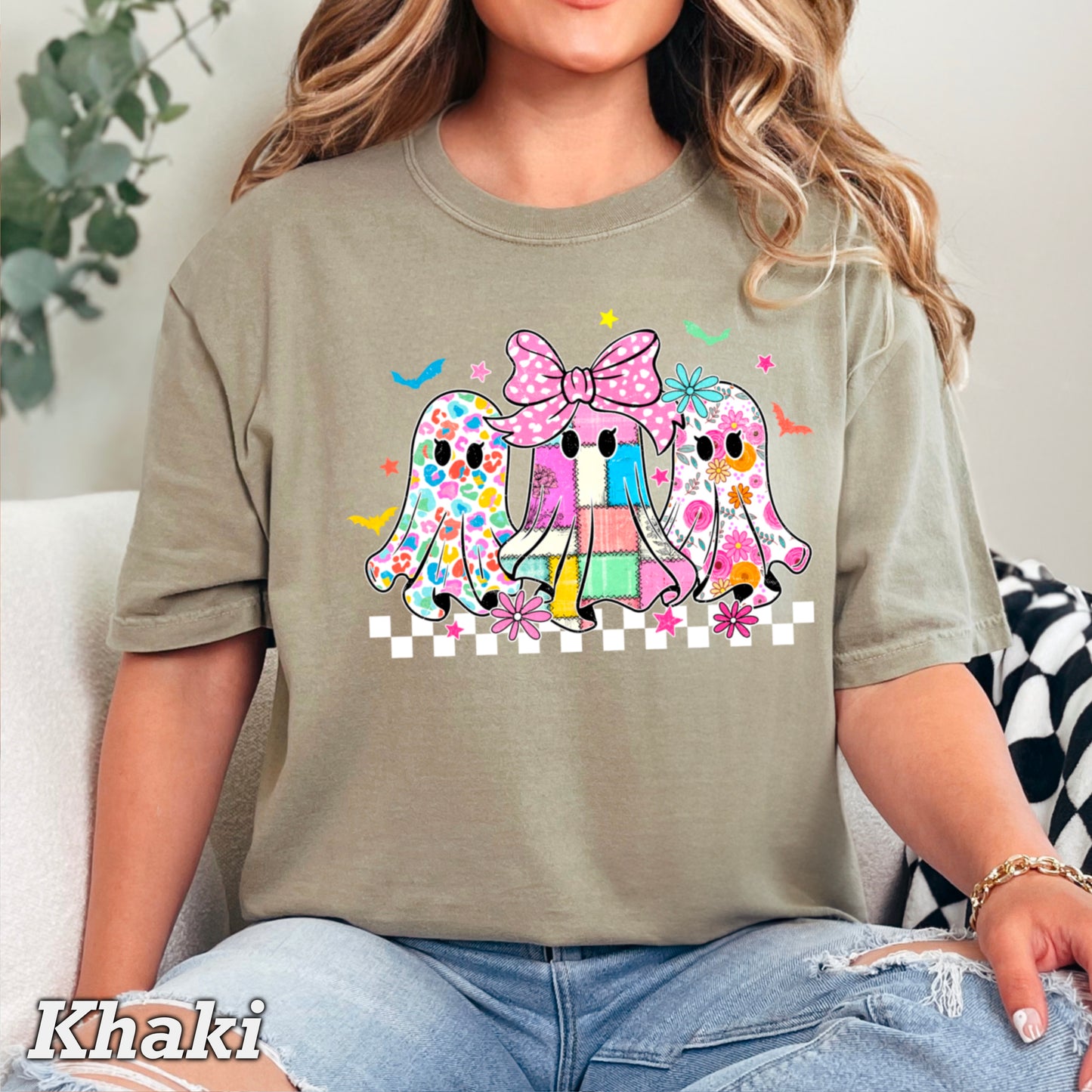 Retro Ghost Halloween Comfort Color Graphic Tee