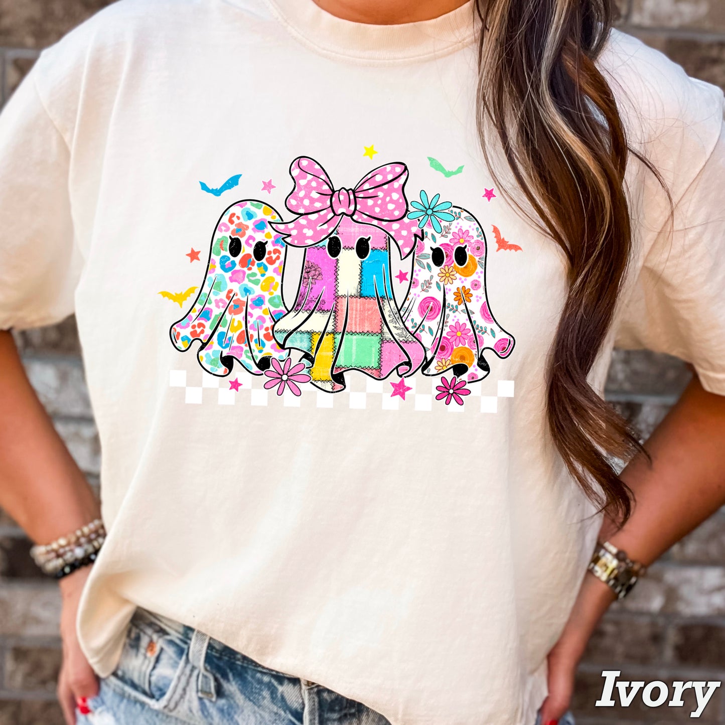 Retro Ghost Halloween Comfort Color Graphic Tee