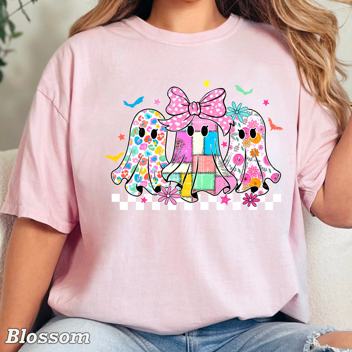 Retro Ghost Halloween Comfort Color Graphic Tee