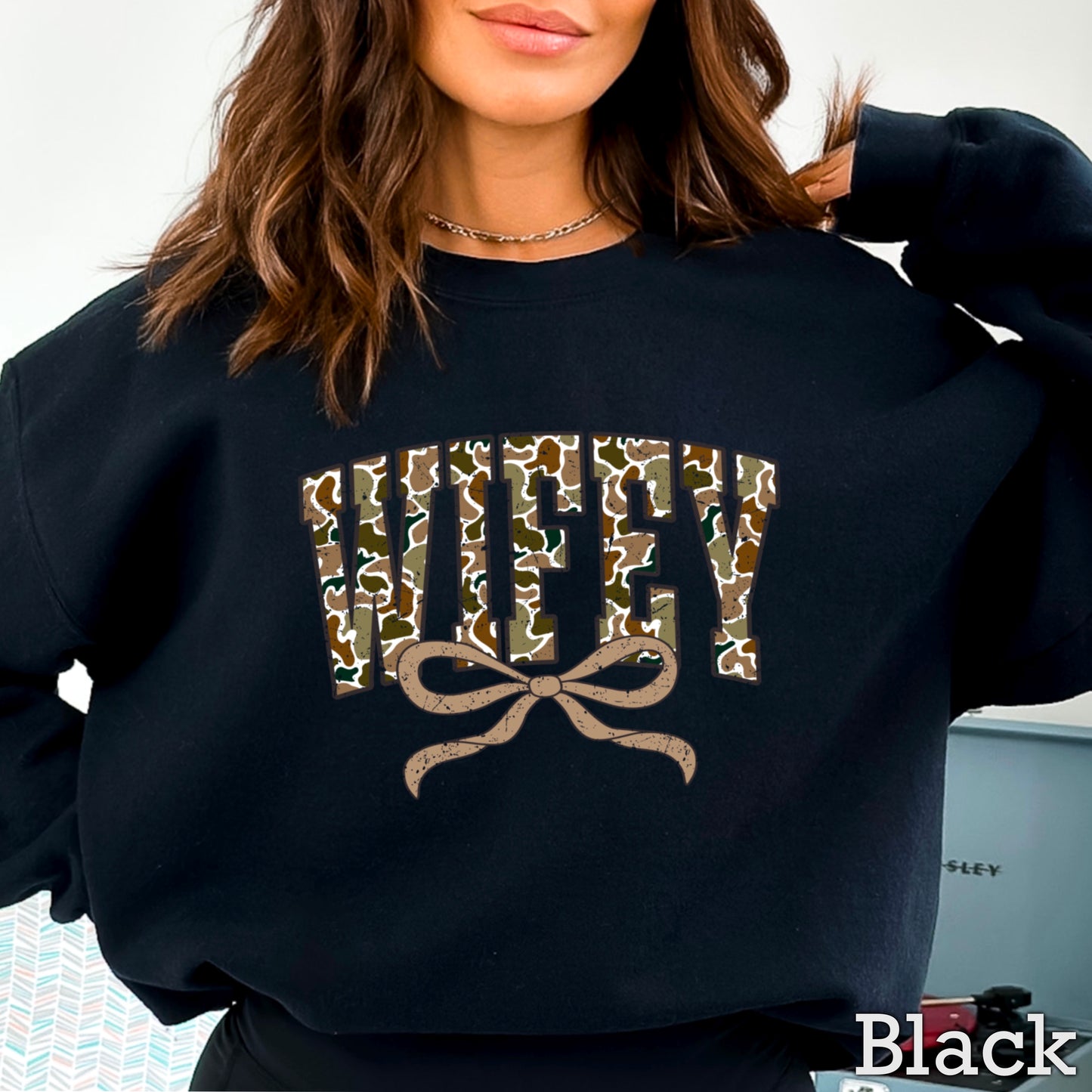 Wifey Camo Graphic Crewneck Sweatshirt