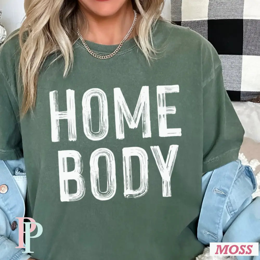 Homebody Comfort Color Graphic Tee MOSS / SMALL