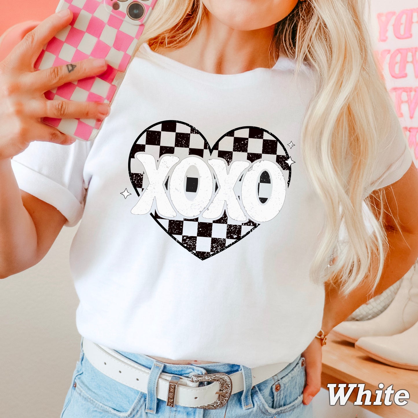 Xoxo Comfort Color Graphic Tee