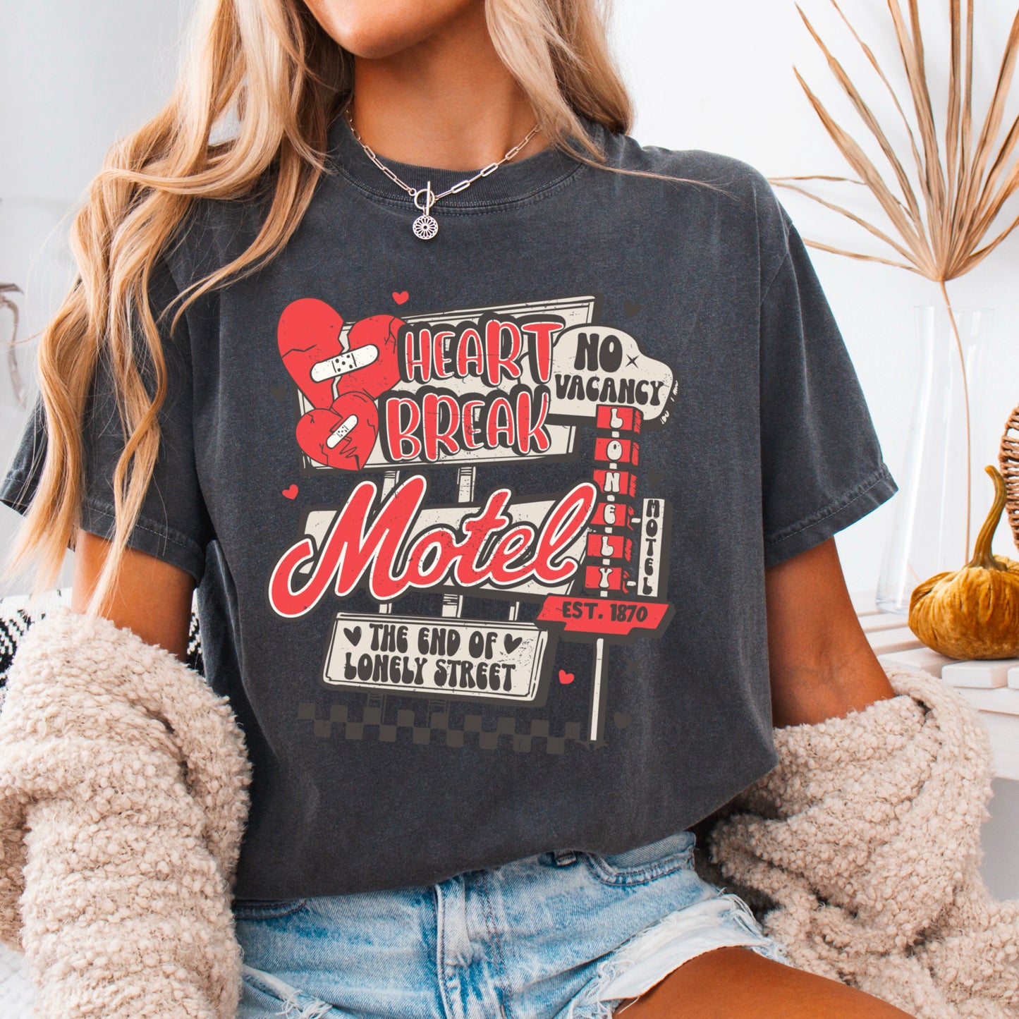 Heart Break Motel Valentine’s Day Comfort Color Graphic Tee