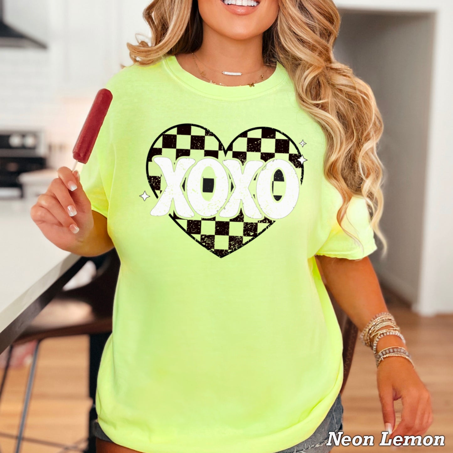 Xoxo Comfort Color Graphic Tee