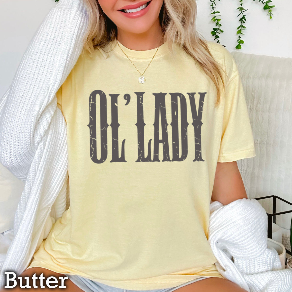 Ol’ Lady Comfort Color Graphic Tee