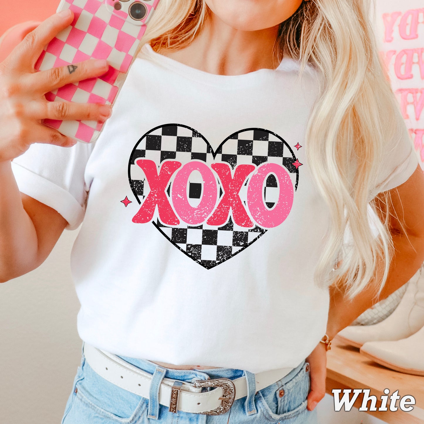 Xoxo Comfort Color Graphic Tee