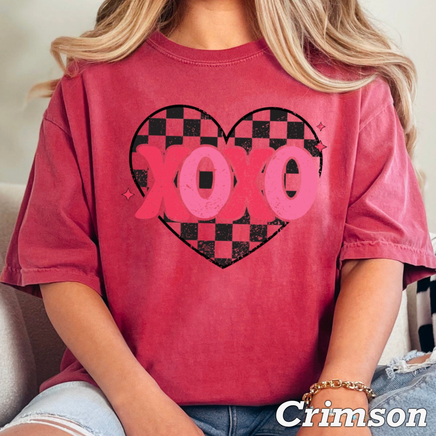 Xoxo Comfort Color Graphic Tee