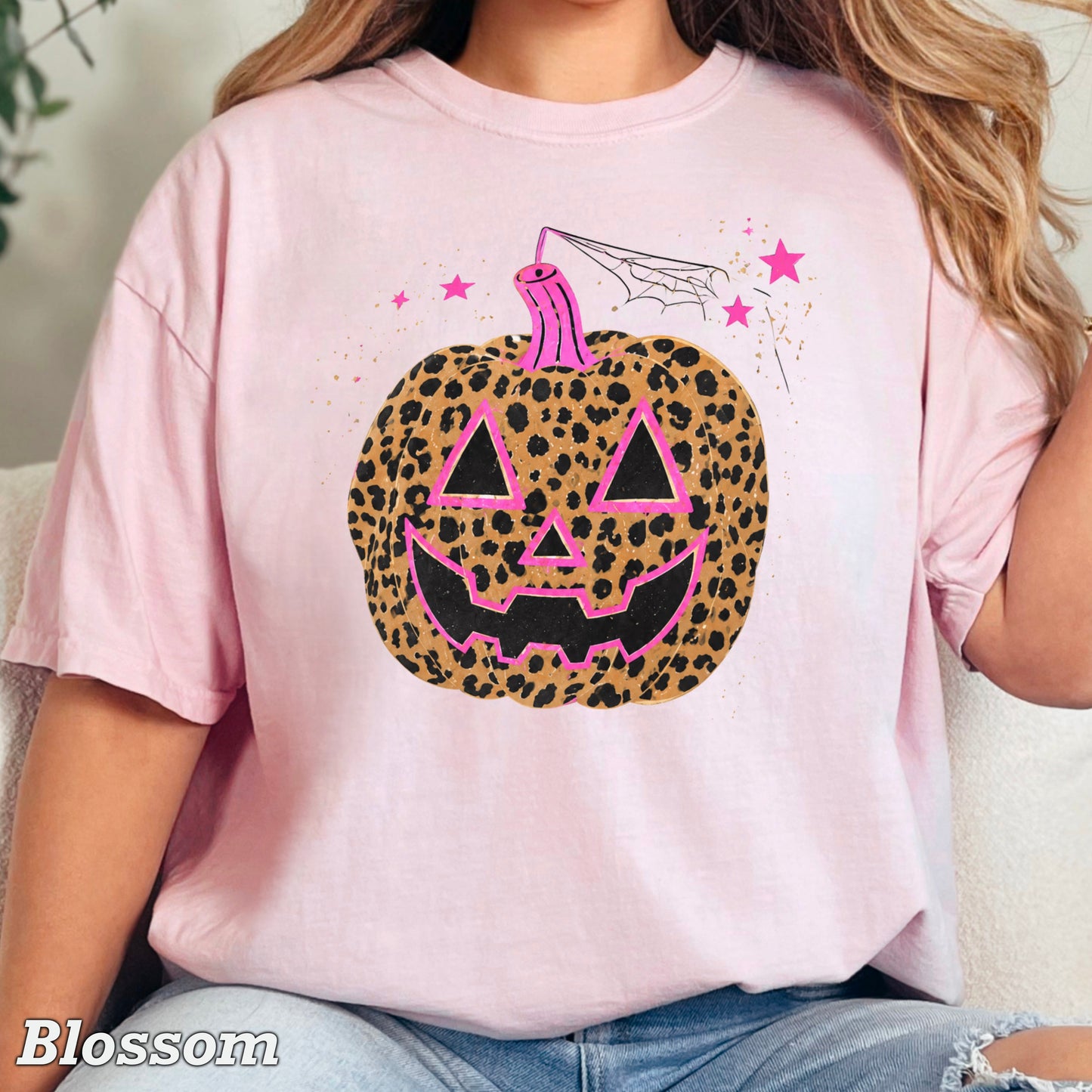 Leopard Pumpkin Halloween Comfort Color Graphic Tee