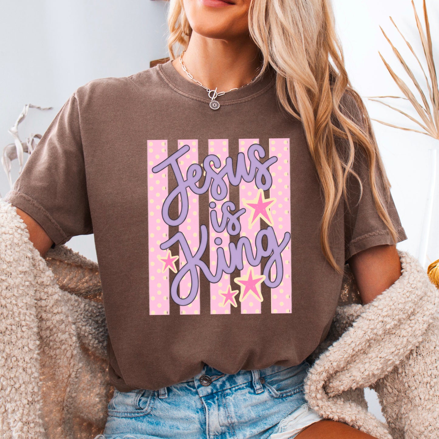 Jesus Is King Comfort Color Graphic Tee