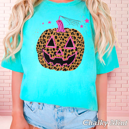 Leopard Pumpkin Halloween Comfort Color Graphic Tee