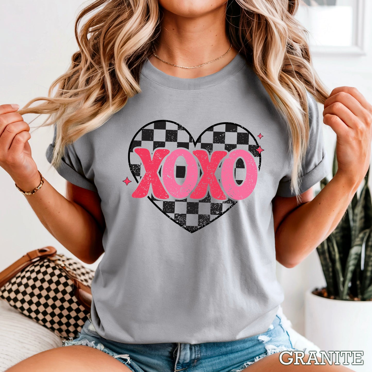 Xoxo Comfort Color Graphic Tee