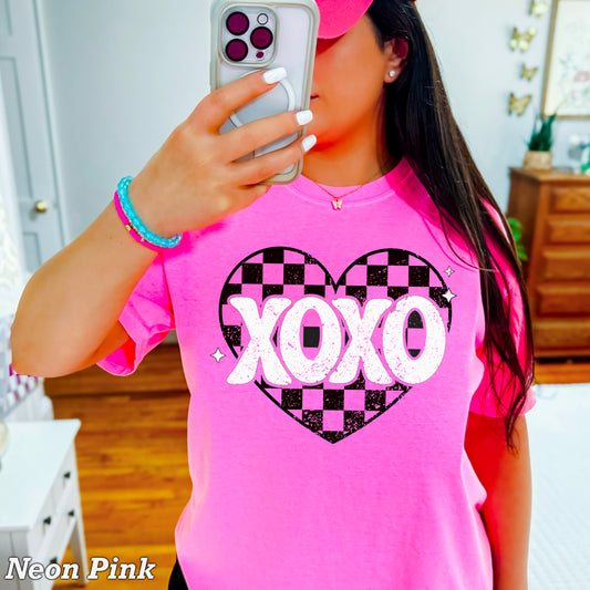 Xoxo Comfort Color Graphic Tee