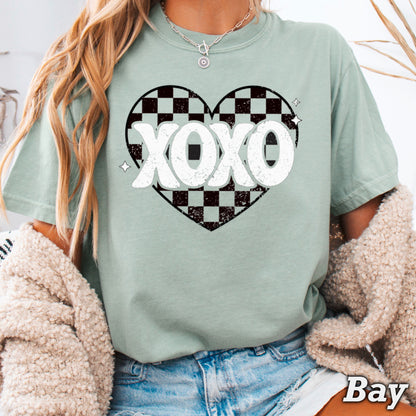 Xoxo Comfort Color Graphic Tee