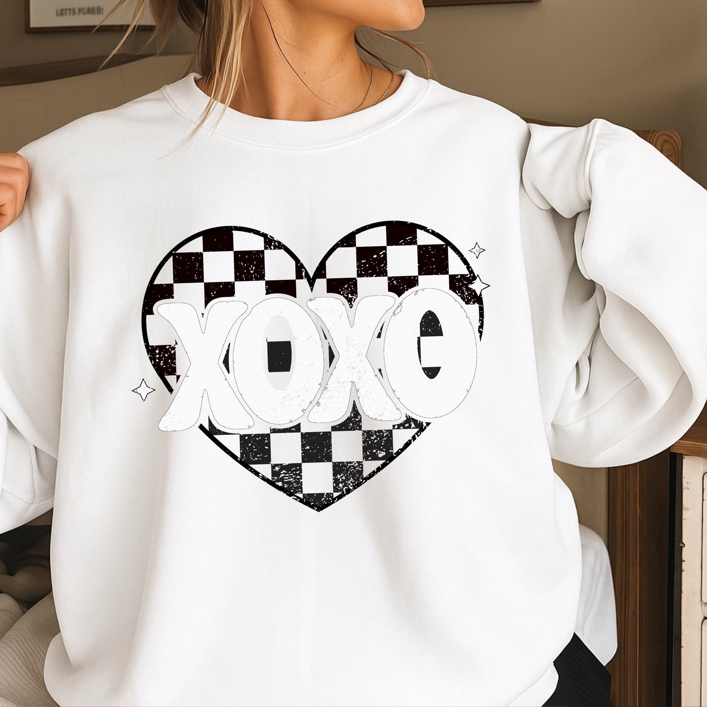 Xoxo Valentine’s Day Crewneck Sweatshirt