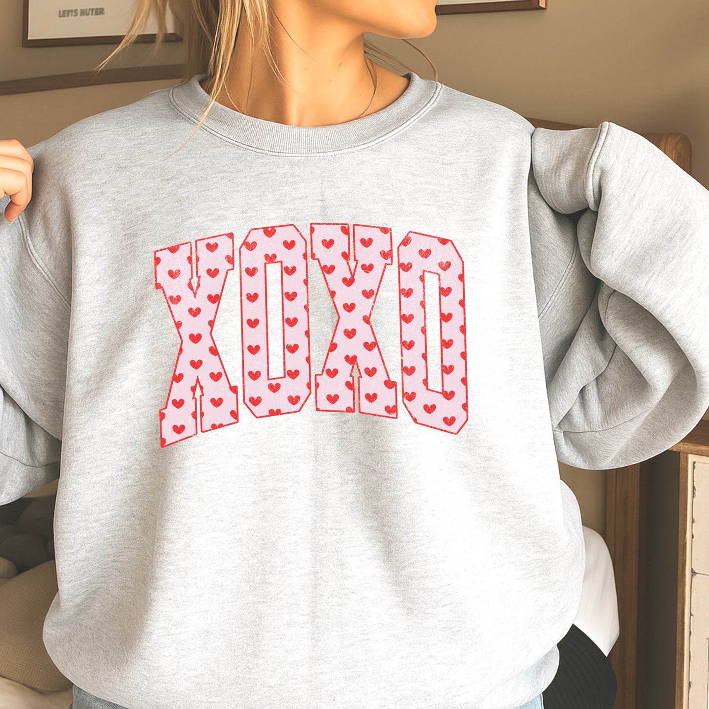Xoxo Valentine’s Day Crewneck Sweatshirt
