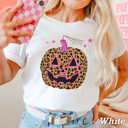 Leopard Pumpkin Halloween Comfort Color Graphic Tee