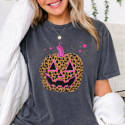 Leopard Pumpkin Halloween Comfort Color Graphic Tee