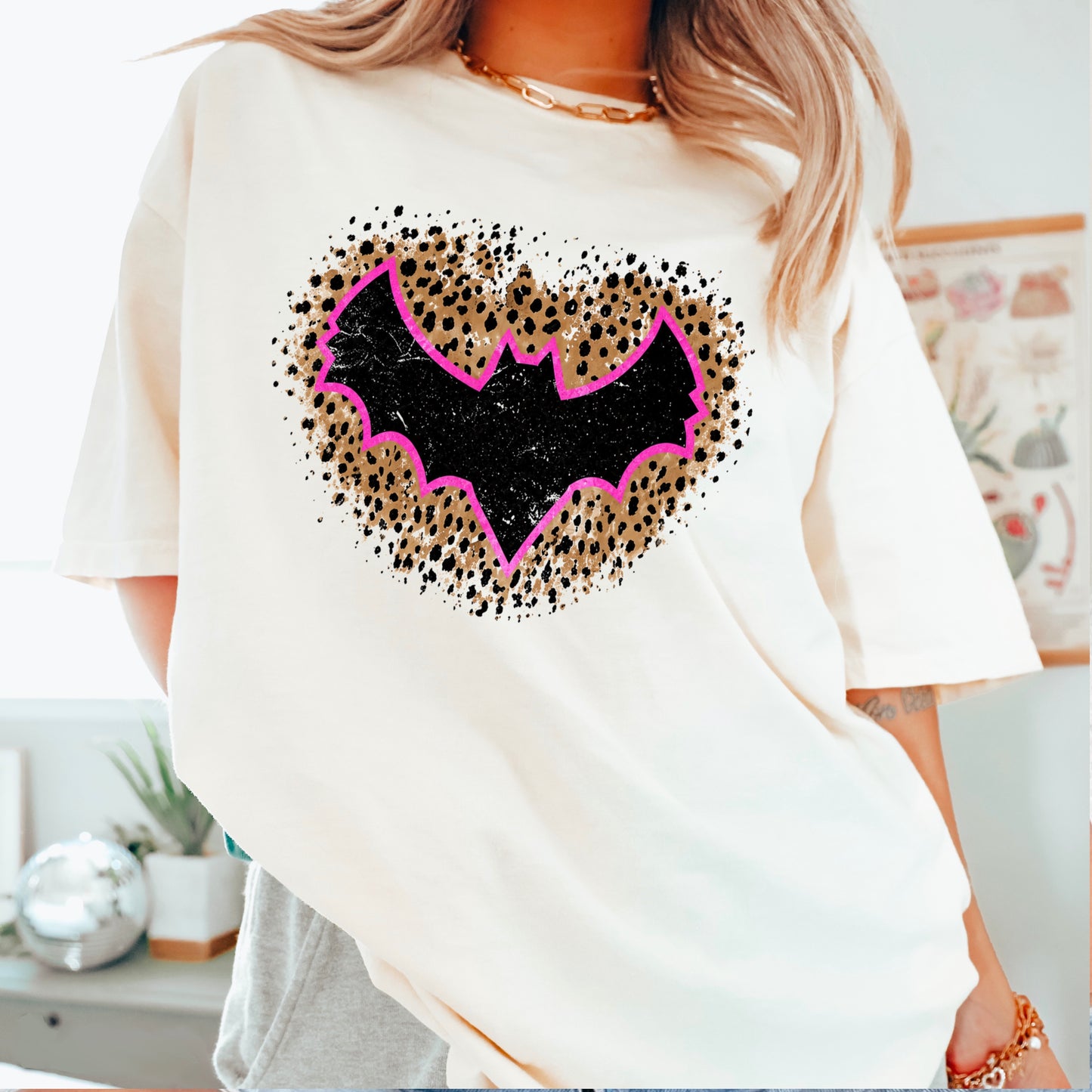 Leopard Bat Halloween Comfort Color Graphic Tee