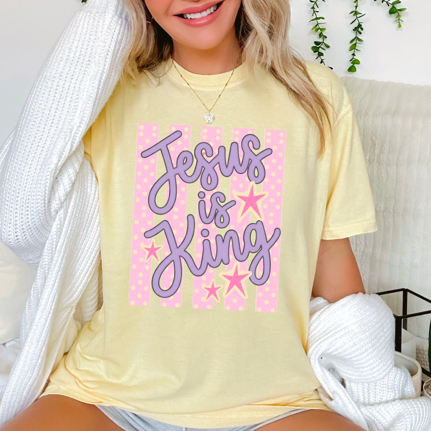 Jesus Is King Comfort Color Graphic Tee