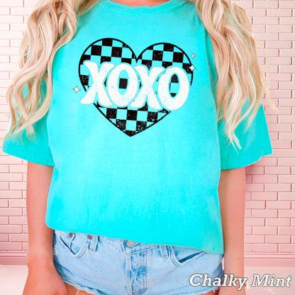 Xoxo Comfort Color Graphic Tee