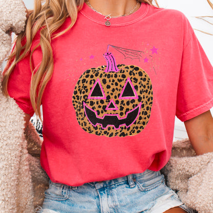 Leopard Pumpkin Halloween Comfort Color Graphic Tee