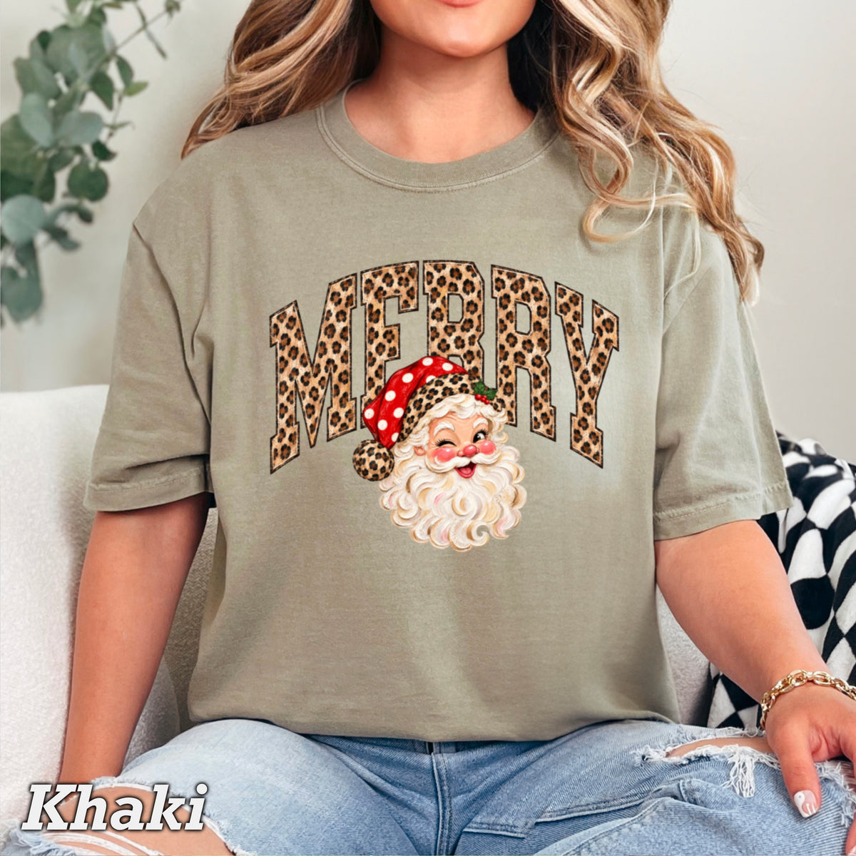 Leopard Merry Christmas Comfort Color Graphic Tee