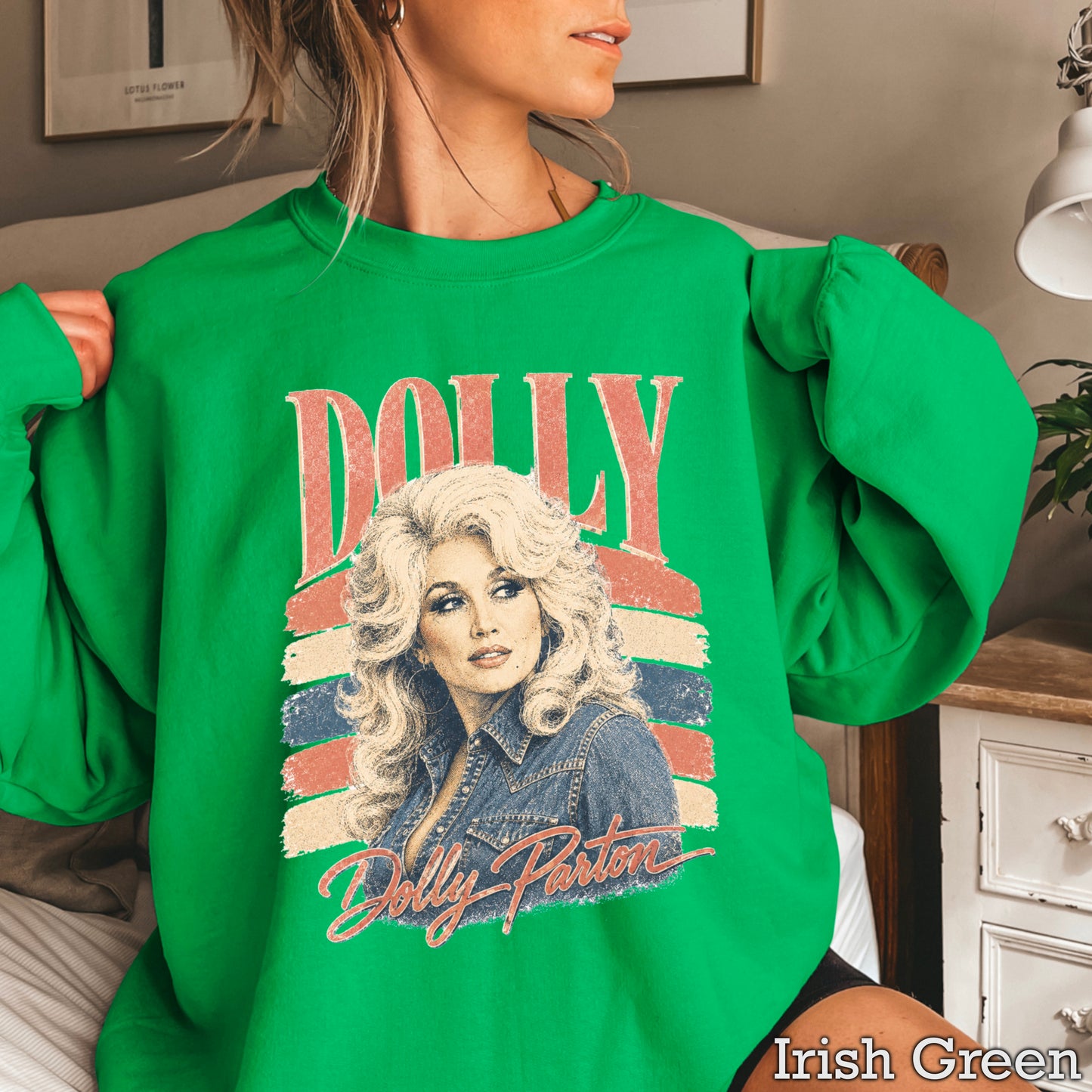 Retro Dolly Crewneck Sweatshirt