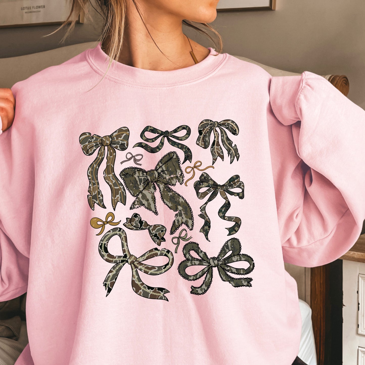 Camo Bows Crewneck Sweatshirt