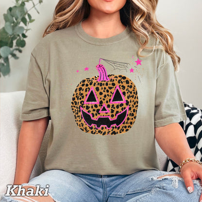 Leopard Pumpkin Halloween Comfort Color Graphic Tee
