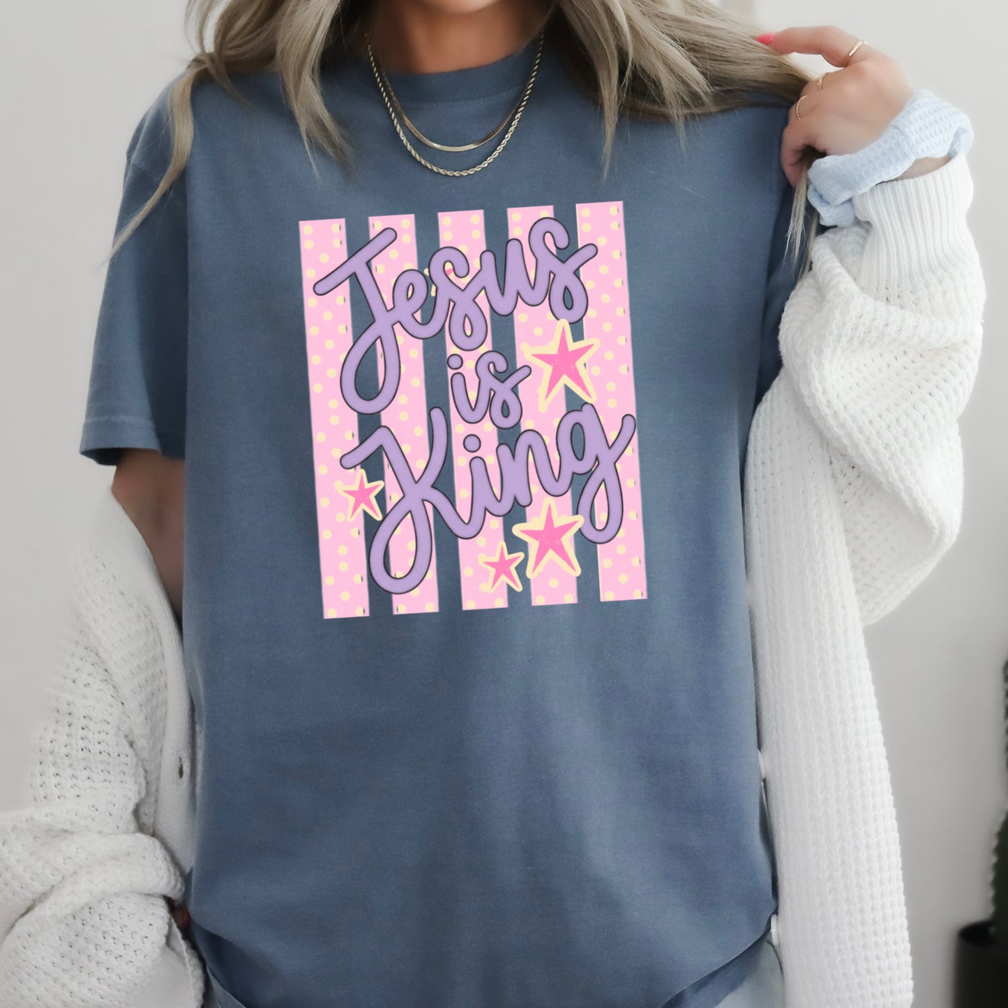 Jesus Is King Comfort Color Graphic Tee