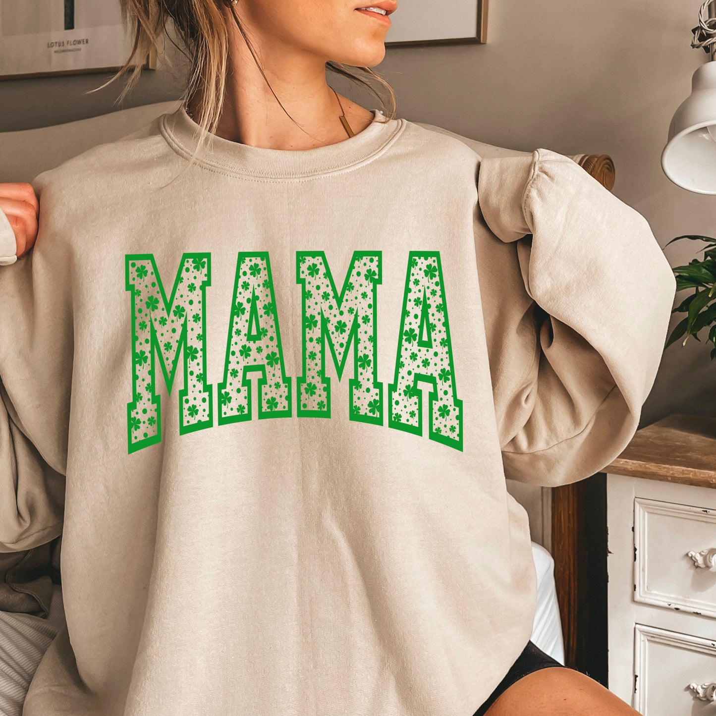 Mama St. Patrick’s Day Crewneck Sweatshirt