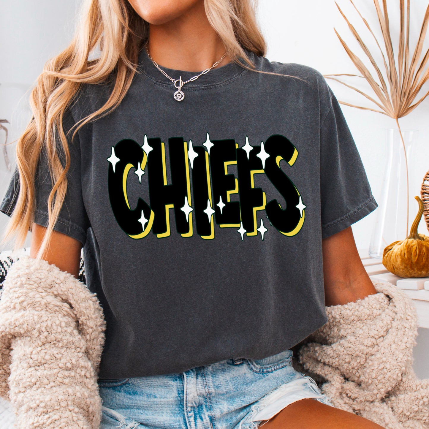 Chiefs  Comfort Color Graphic Tee
