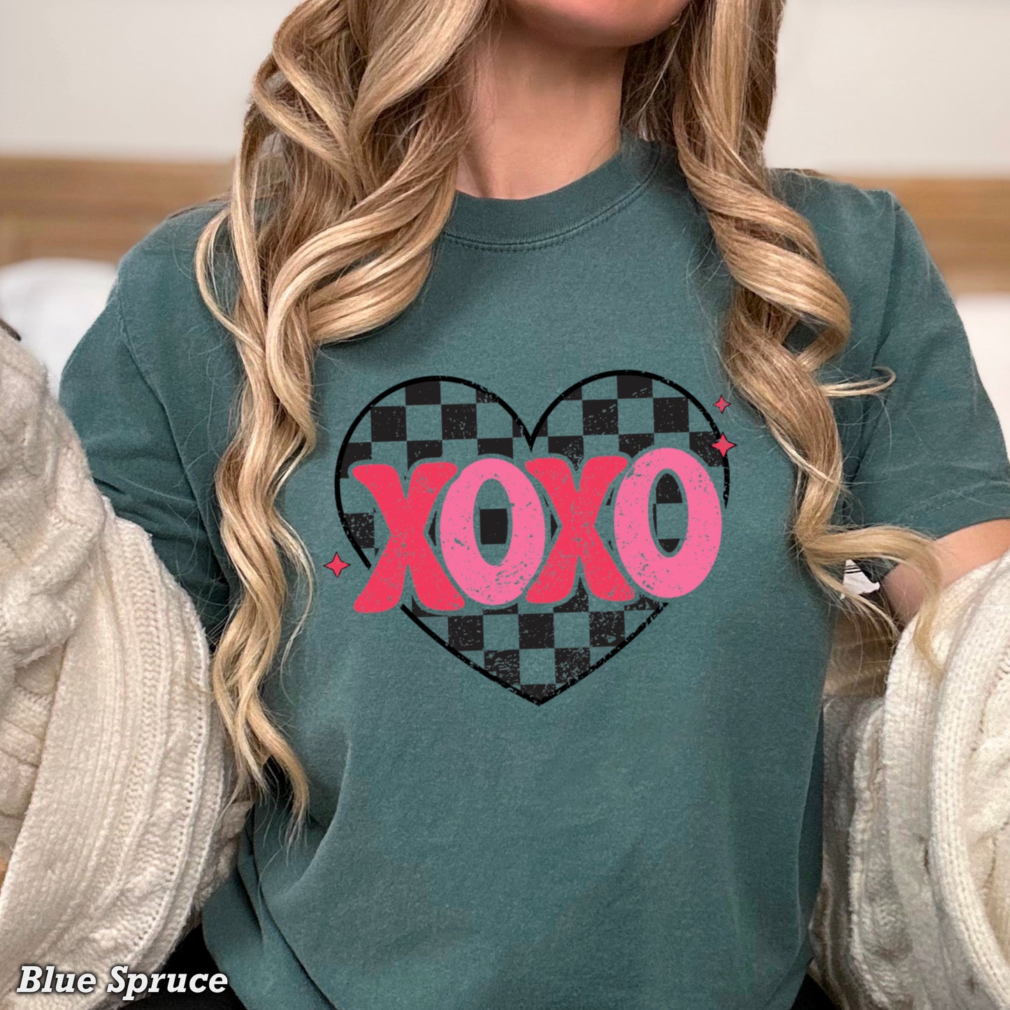 Xoxo Comfort Color Graphic Tee