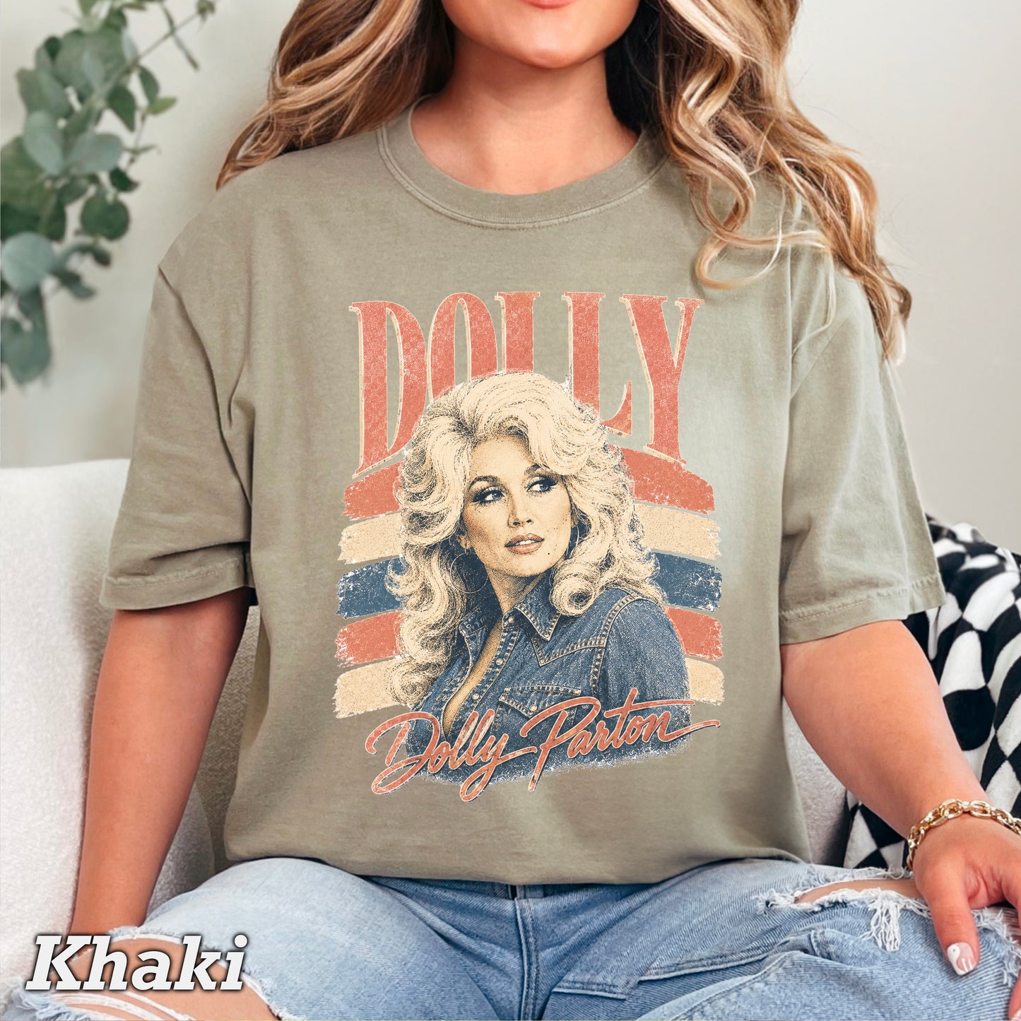 Retro Dolly Comfort Color Graphic Tee