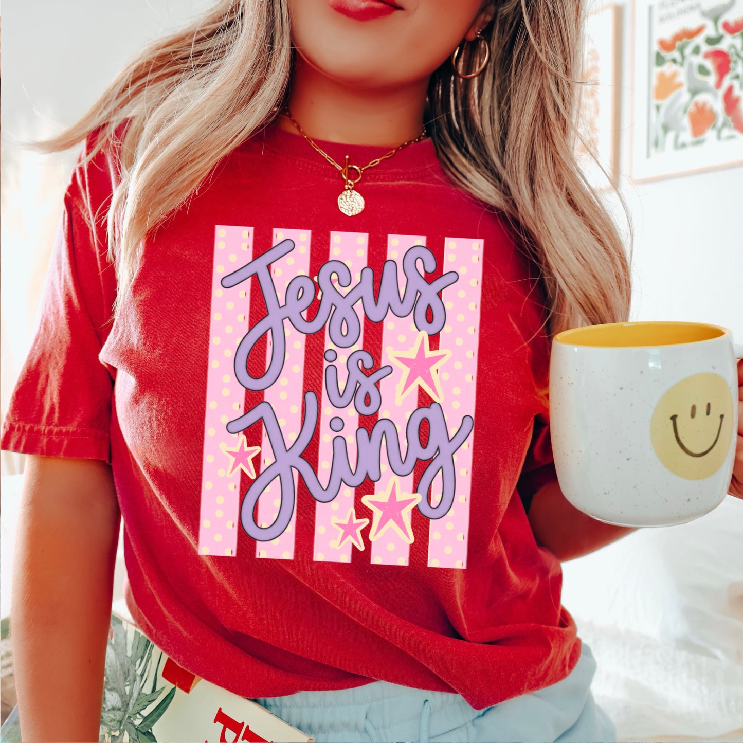 Jesus Is King Comfort Color Graphic Tee
