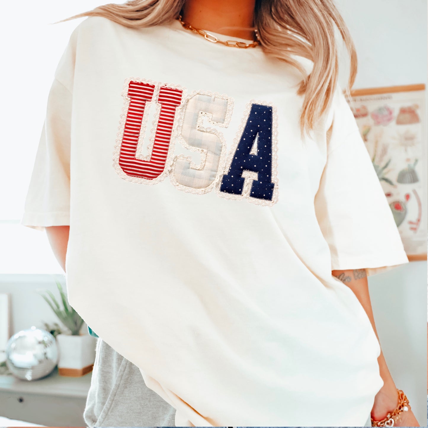 USA Quilted Lace Comfort Color Graphic Tee