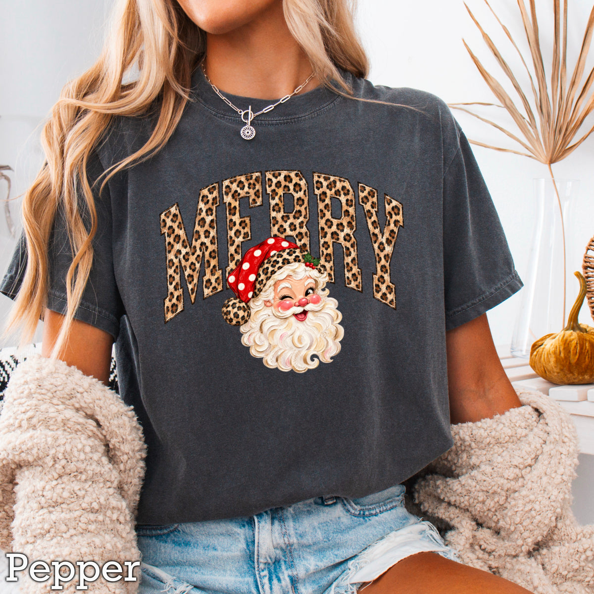 Leopard Merry Christmas Comfort Color Graphic Tee