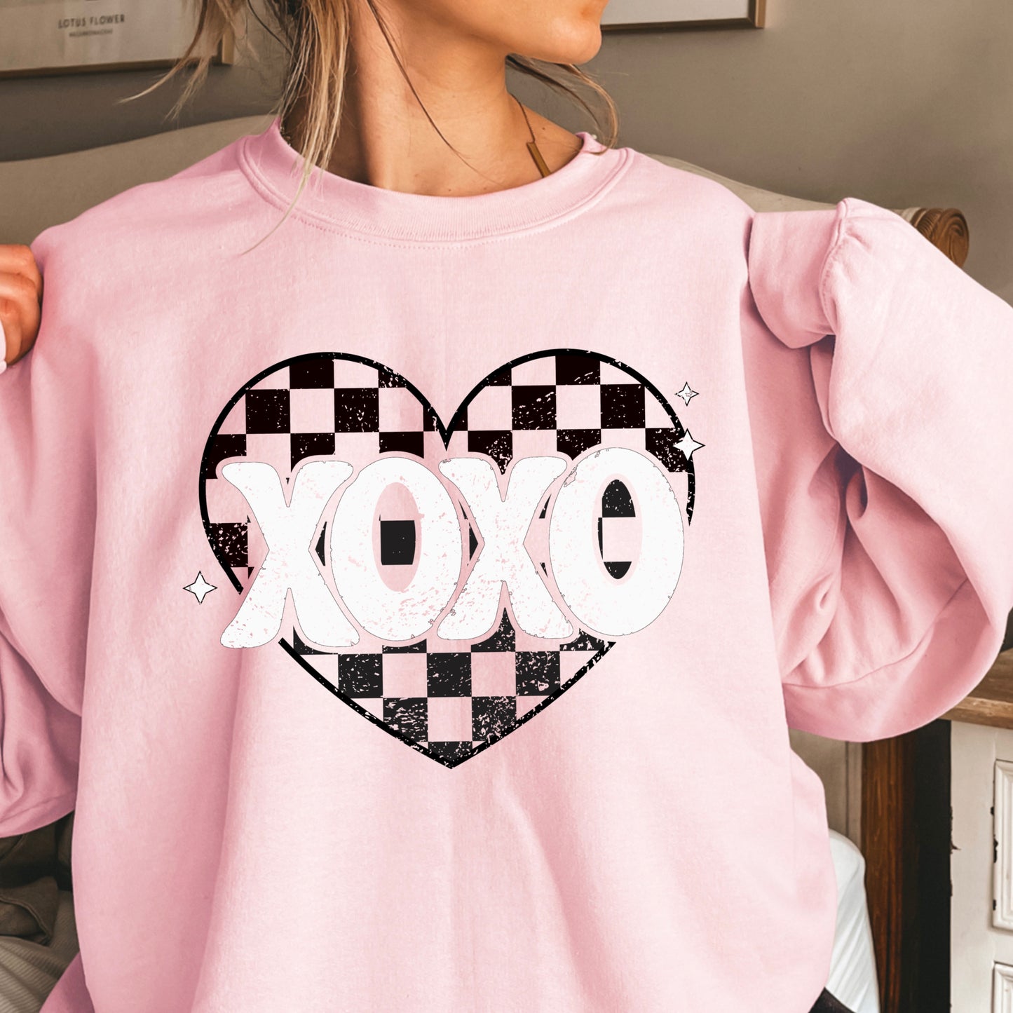 Xoxo Valentine’s Day Crewneck Sweatshirt