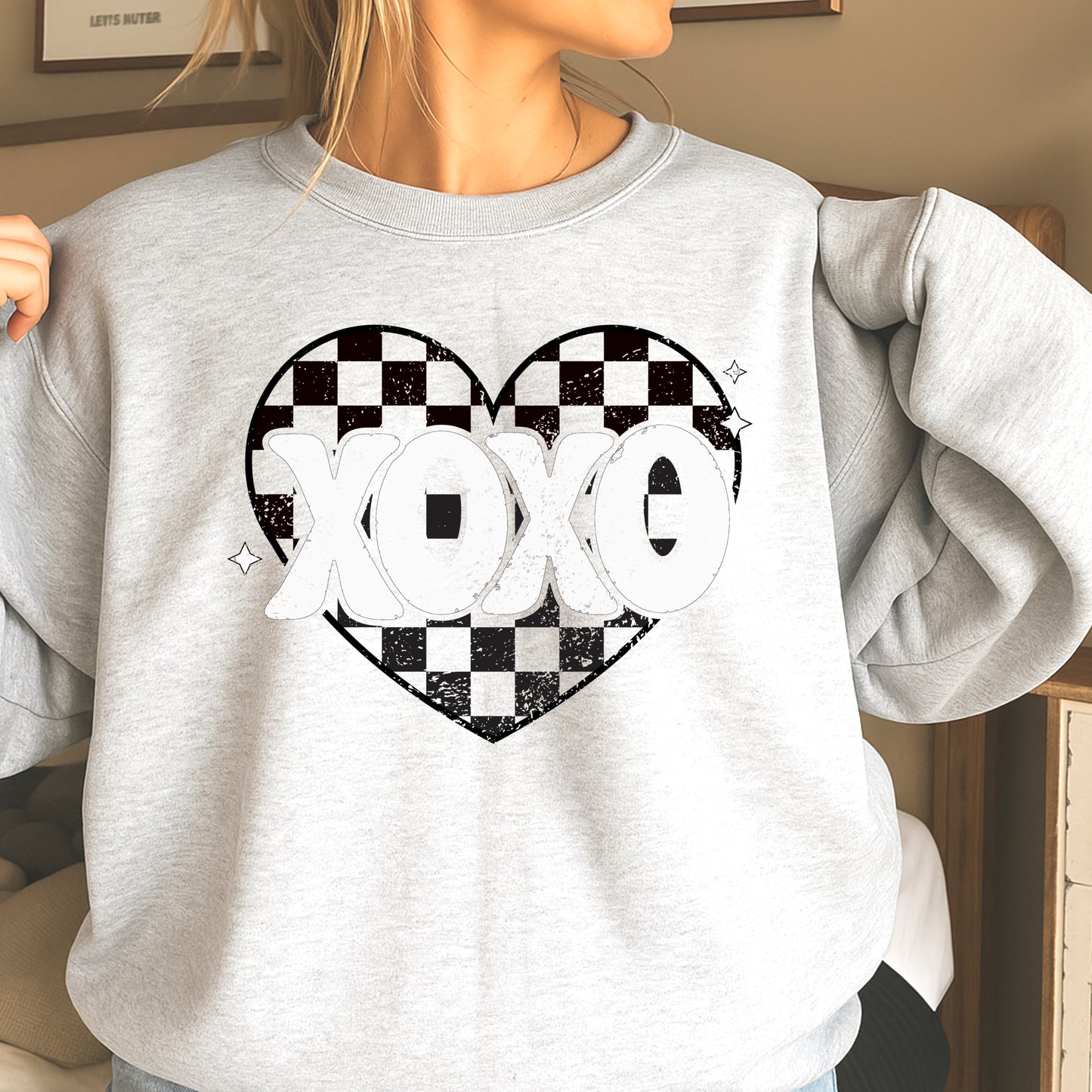 Xoxo Valentine’s Day Crewneck Sweatshirt