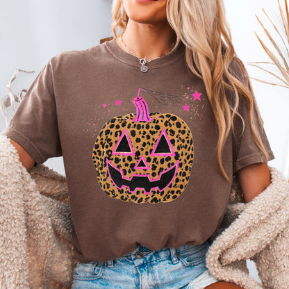 Leopard Pumpkin Halloween Comfort Color Graphic Tee