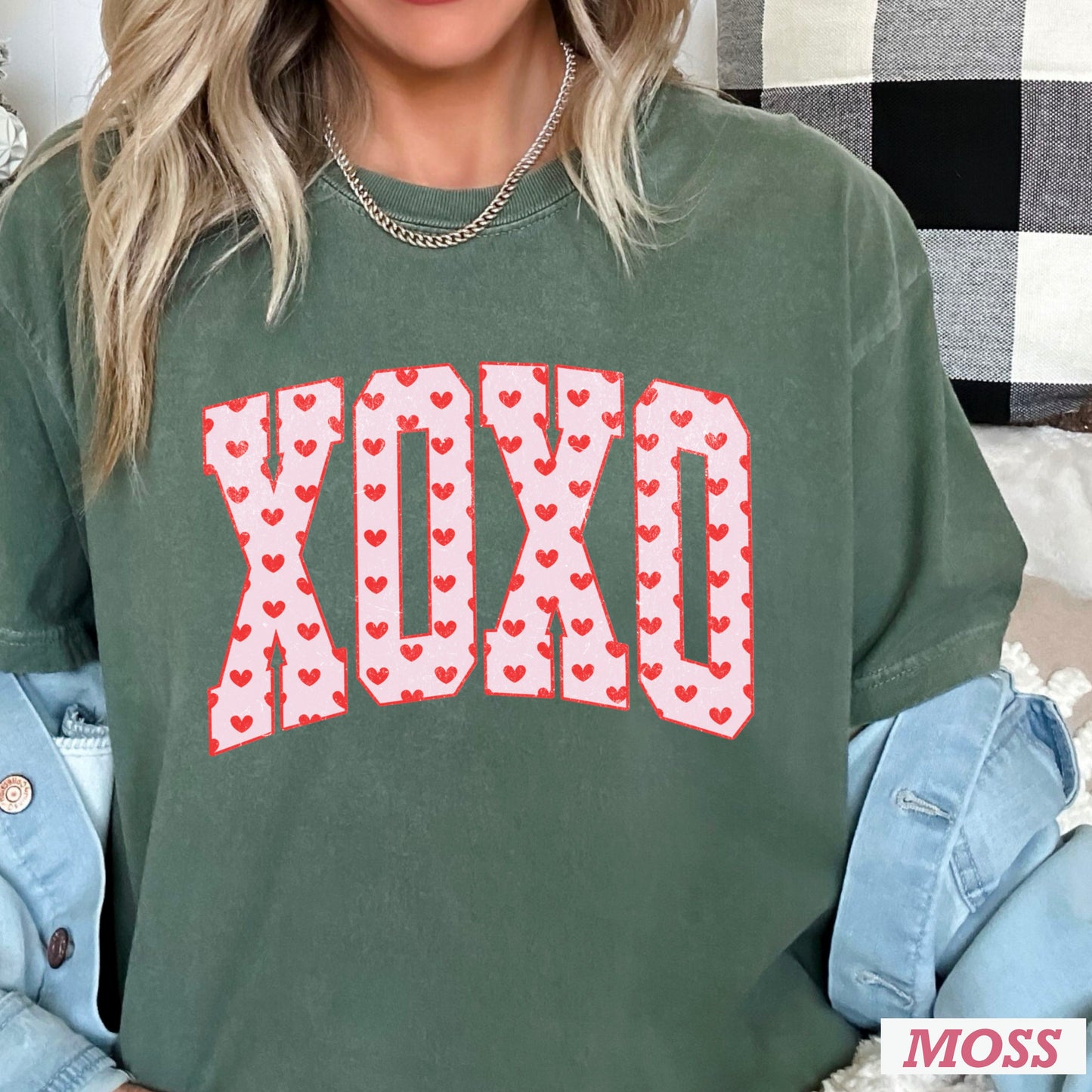 Xoxo Valentine’s Day Comfort Color Graphic Tee