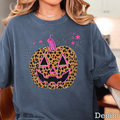 Leopard Pumpkin Halloween Comfort Color Graphic Tee