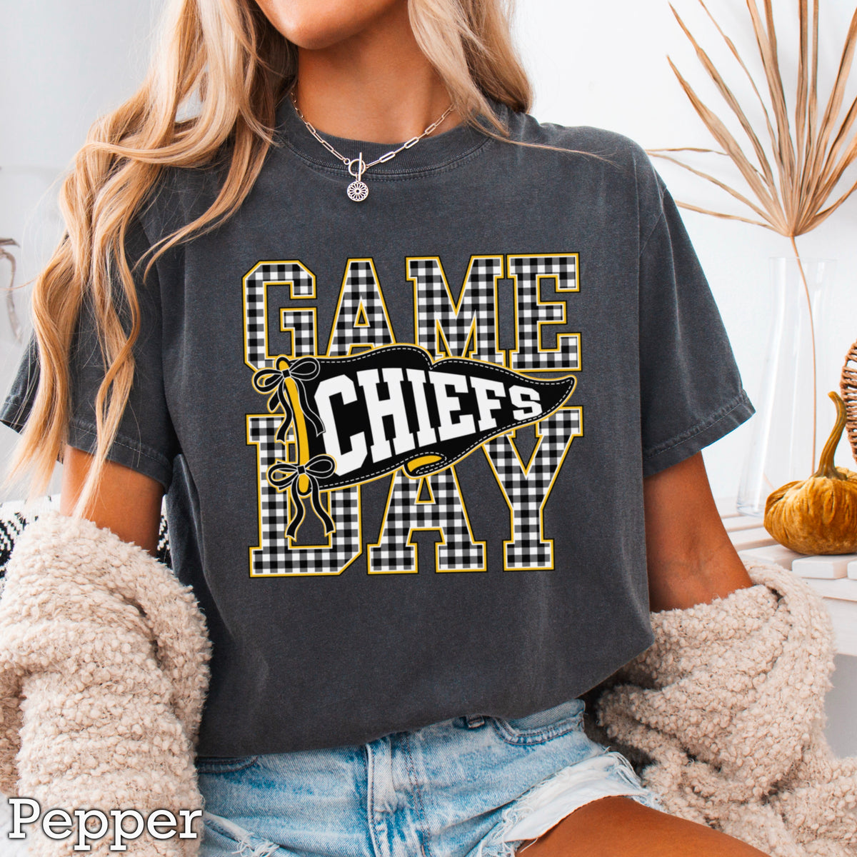 Chiefs Comfort Color Graphic Tee