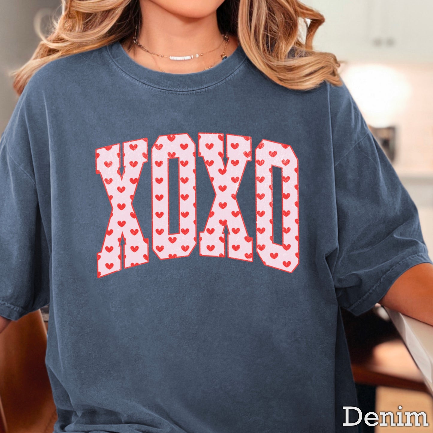 Xoxo Valentine’s Day Comfort Color Graphic Tee