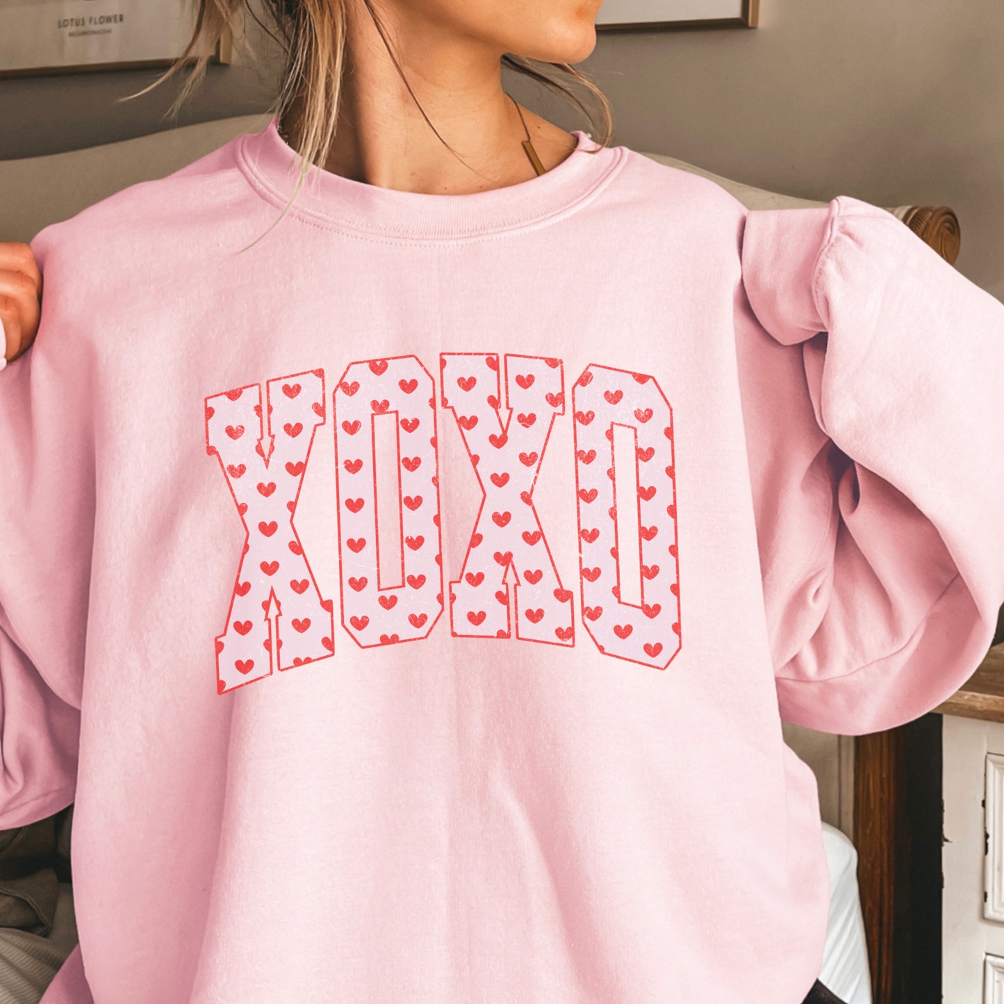 Xoxo Valentine’s Day Crewneck Sweatshirt
