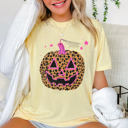 Leopard Pumpkin Halloween Comfort Color Graphic Tee
