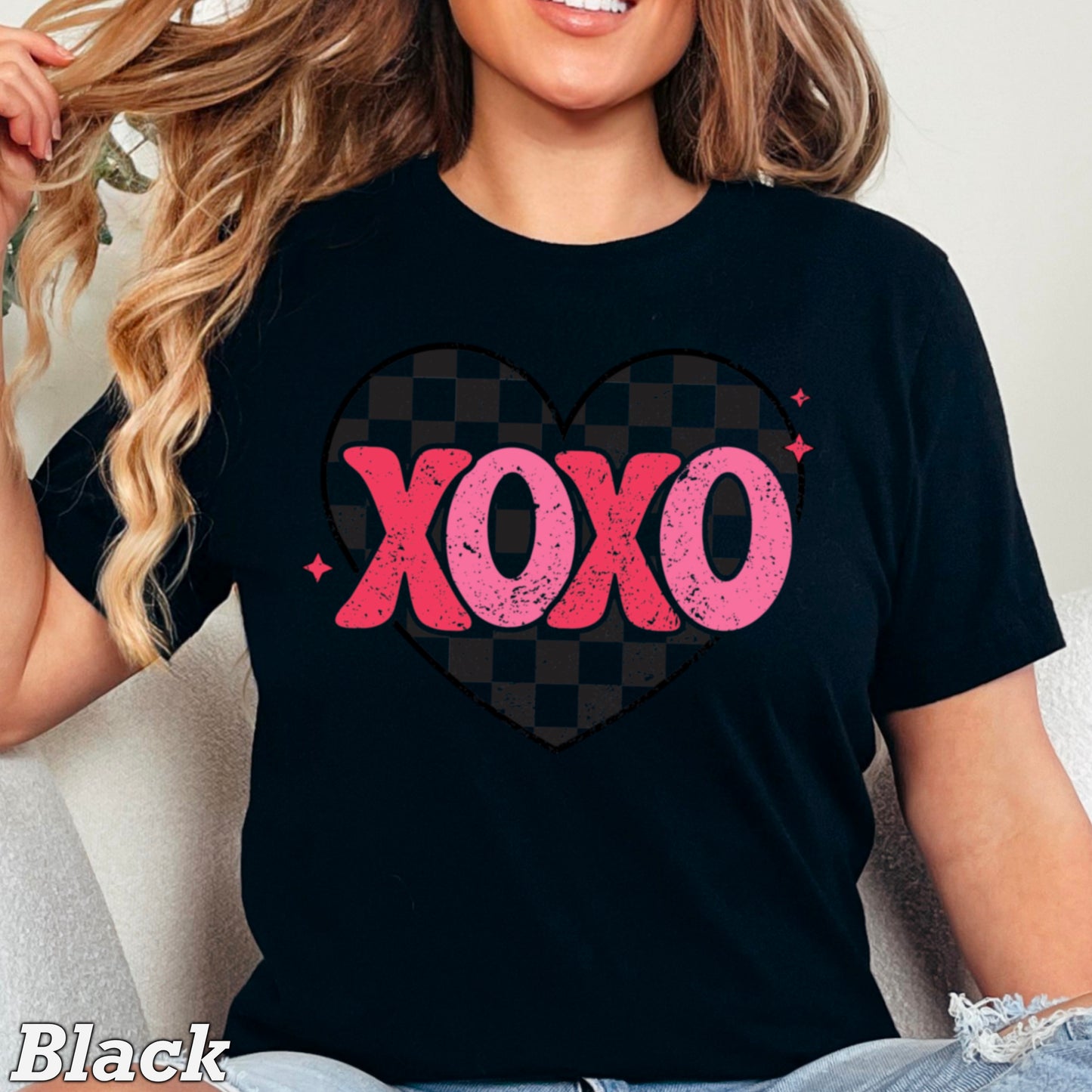 Xoxo Comfort Color Graphic Tee