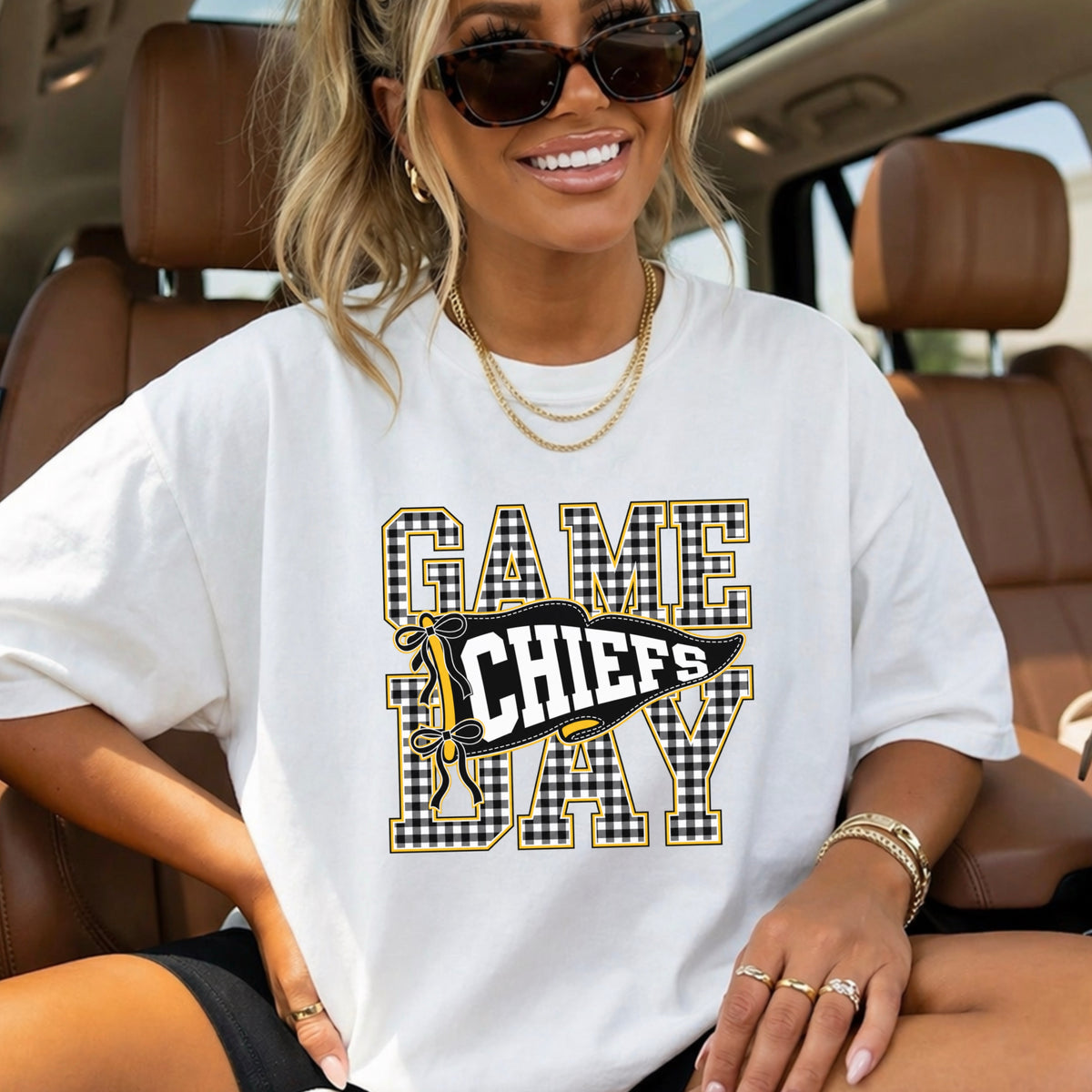 Chiefs Comfort Color Graphic Tee